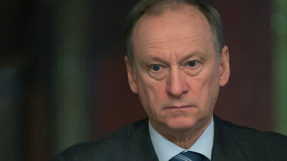 Британия пытается сорвать переговоры России и США по Украине - Патрушев