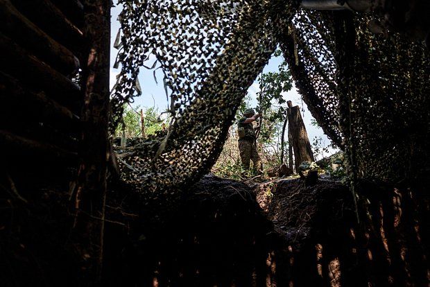 Экономист Пилкингтон: Ситуация на фронте и протесты стали началом конца Украины