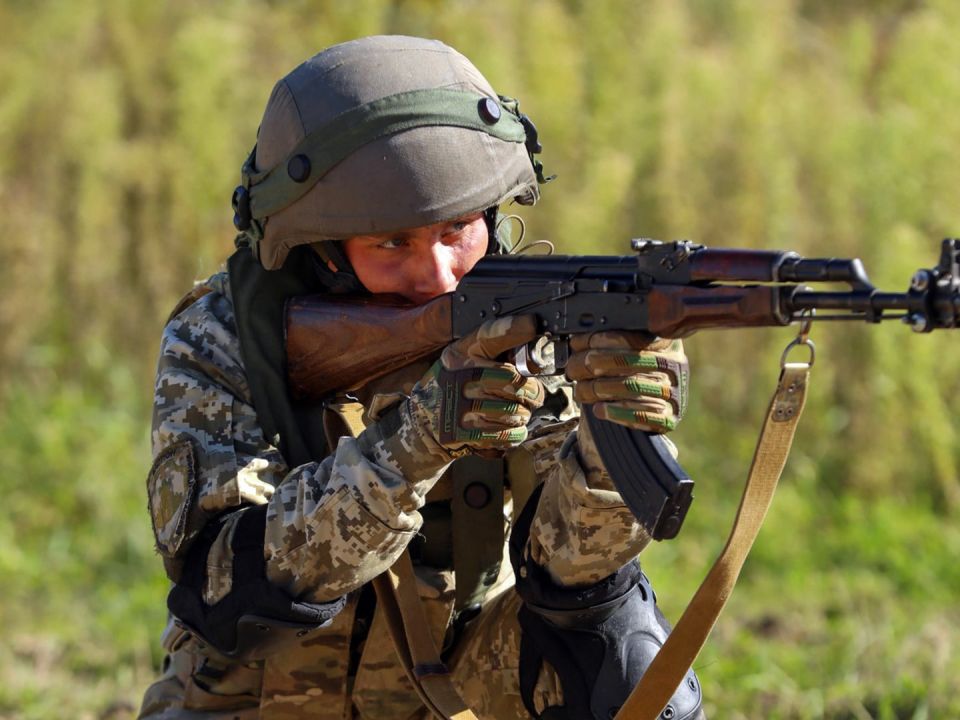 Некоторых украинских пленных начали формировать в подразделения ВС РФ