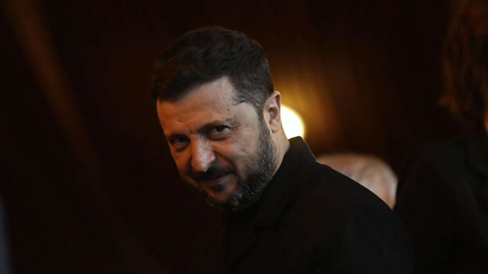 Театр марионеток: в Крыму объяснили действия Зеленского на фоне протестов