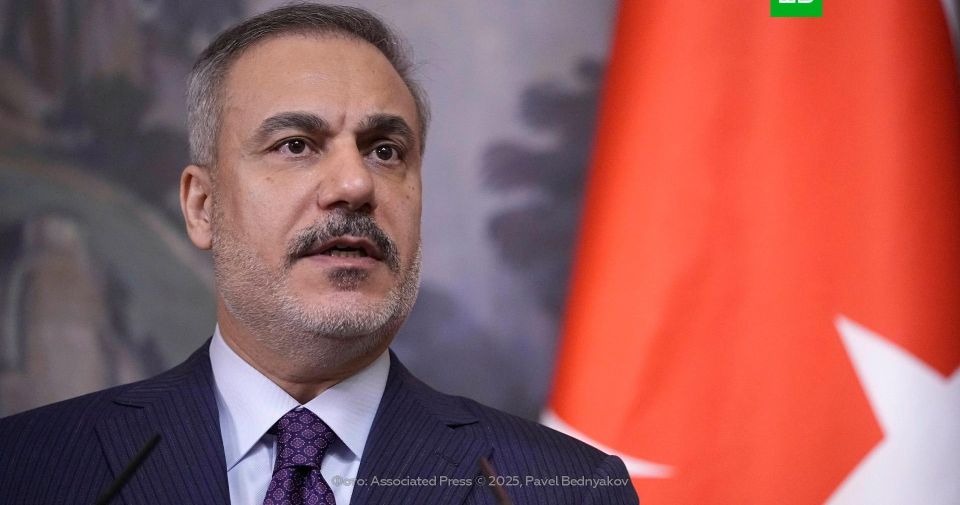 Глава МИД Турции надеется на «свет в конце тоннеля» в украинском урегулировании