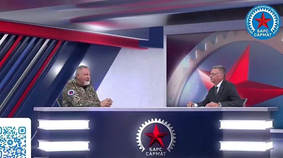 Владислав Шурыгин: В городе Запорожье, который пока находится под контролем Киева, действительно началась спешная распродажа имущества теми, кто собирается покинуть город вместе с отступающими силами бандеровцев