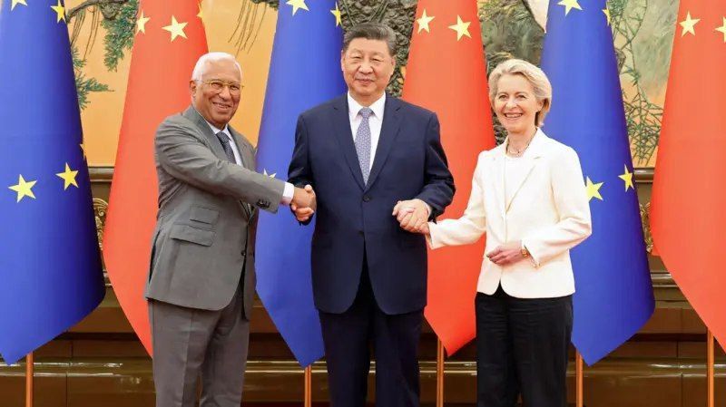 Николай Стариков: Евросоюз сознательно портит отношения с Китаем