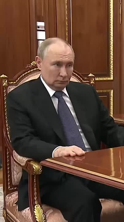 Главные новости за день:. Президент РФ провел встречу с губернатором Ставропольского края Путин поговорил по телефону с Нетаньяху, обсуждалась ситуация на Ближнем Востоке Трамп заявил, что сокращает срок своего ультиматума...