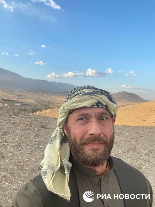 РИА Новости сообщило, что Денис Ермак, младший брат главы офиса Зеленского, в 2024 году привез из Афганистана наркотики для украинского руководства