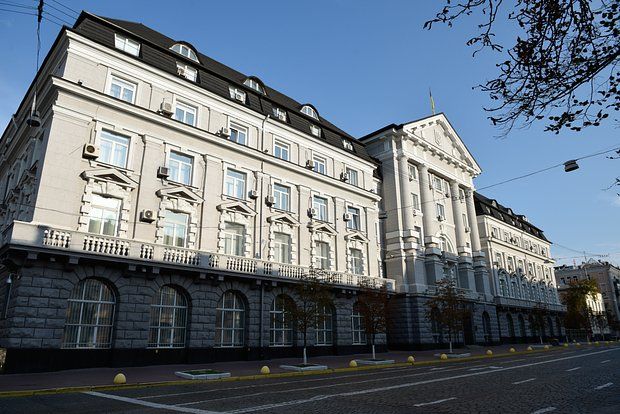 Зеленский подписал закон о санкциях против теневого флота России