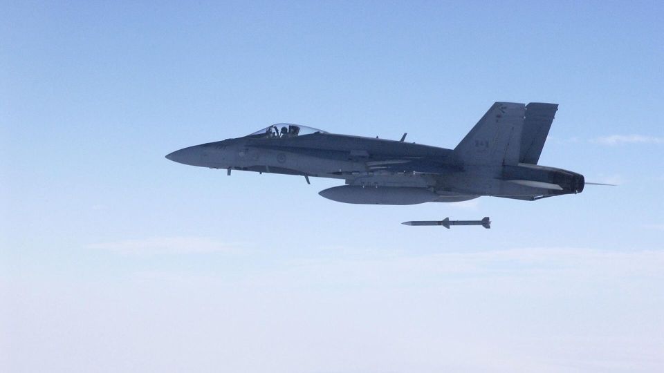 США произведут ракеты AMRAAM на $3,5 миллиарда для Киева и других стран