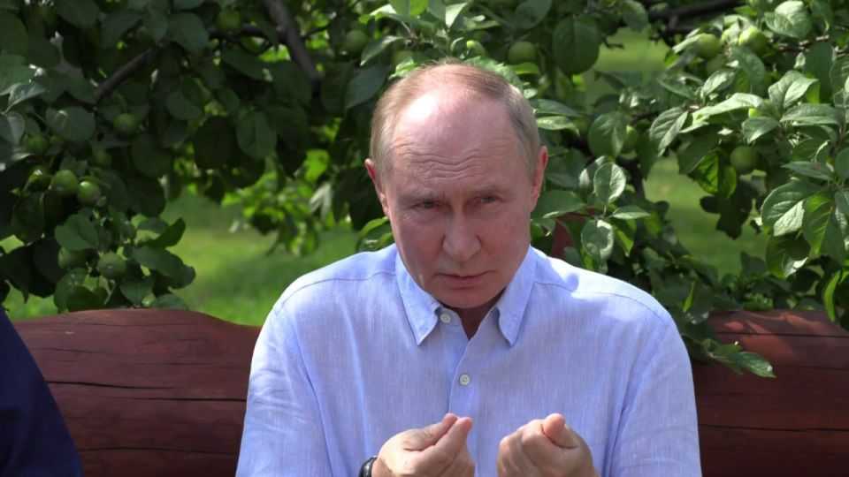 Переговоры с Украиной, разочарования от завышенных ожиданий и первый серийный "Орешник": Путин и Лукашенко на Валааме ответили на вопросы журналистов