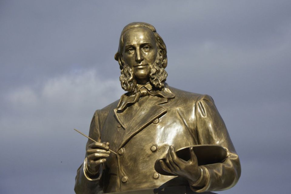 Крым готов забрать снесенный в Нагорном Карабахе памятник великому русскому художнику Ивану Айвазовскому