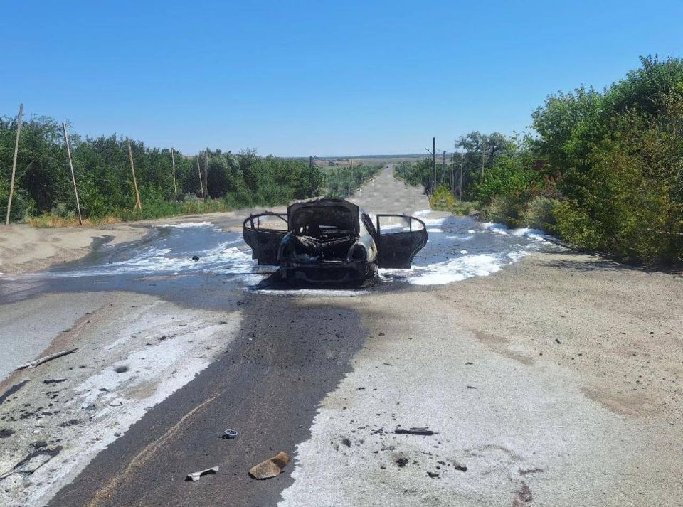 ВСУ атаковали гражданский автомобиль в Запорожской области, погибли 3 человека