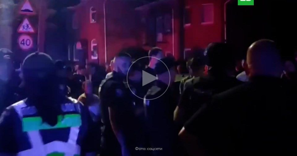 В Виннице произошли столкновения полиции и протестующих против мобилизации