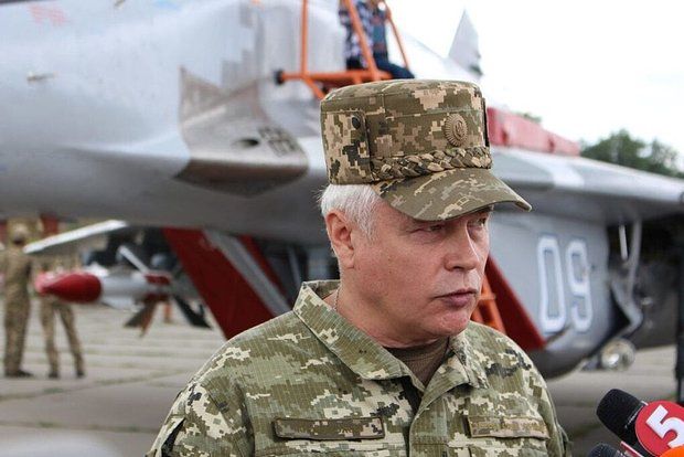 «Очередная вырусь без яиц»: Новым командующим авиацией Украины стал генерал с русскими корнями