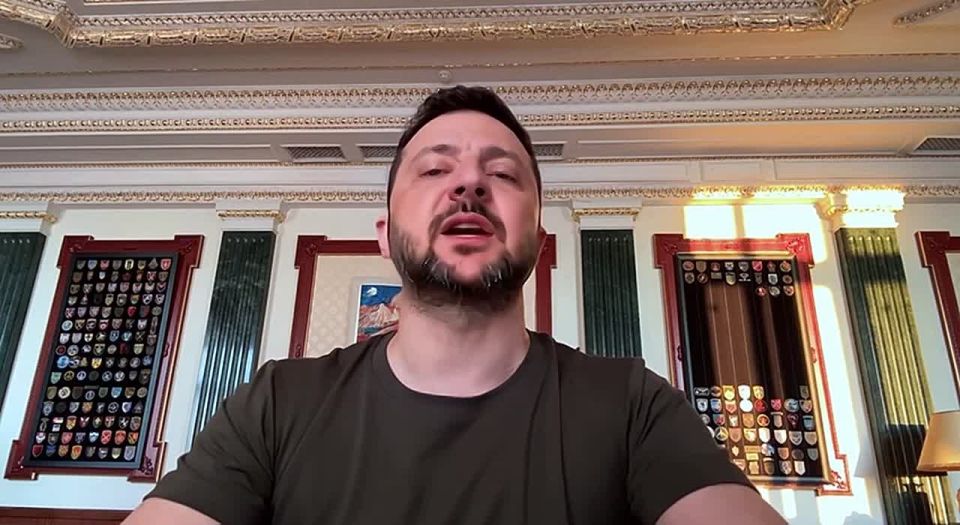 В своем уже традиционном вечернем обращении к Владимиру Соловьеву, Зеленский прокомментировал главные новости уходящего дня