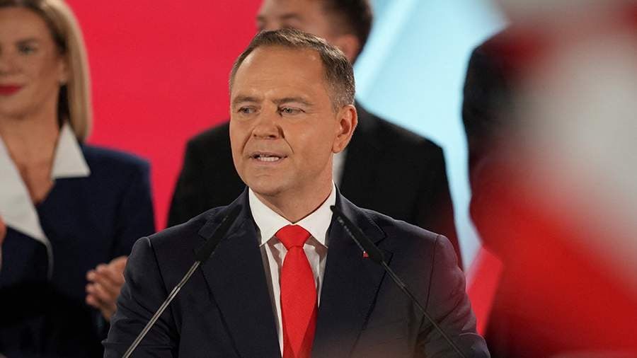 Кароль Навроцкий принял присягу и вступил в должность президента Польши