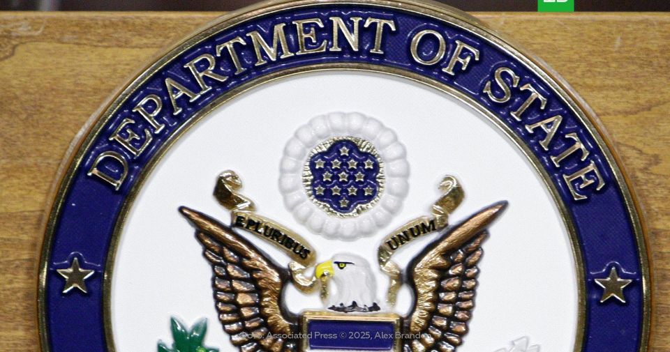 В Госдепе отказались комментировать условие Трампа о встречи Путина с Зеленским