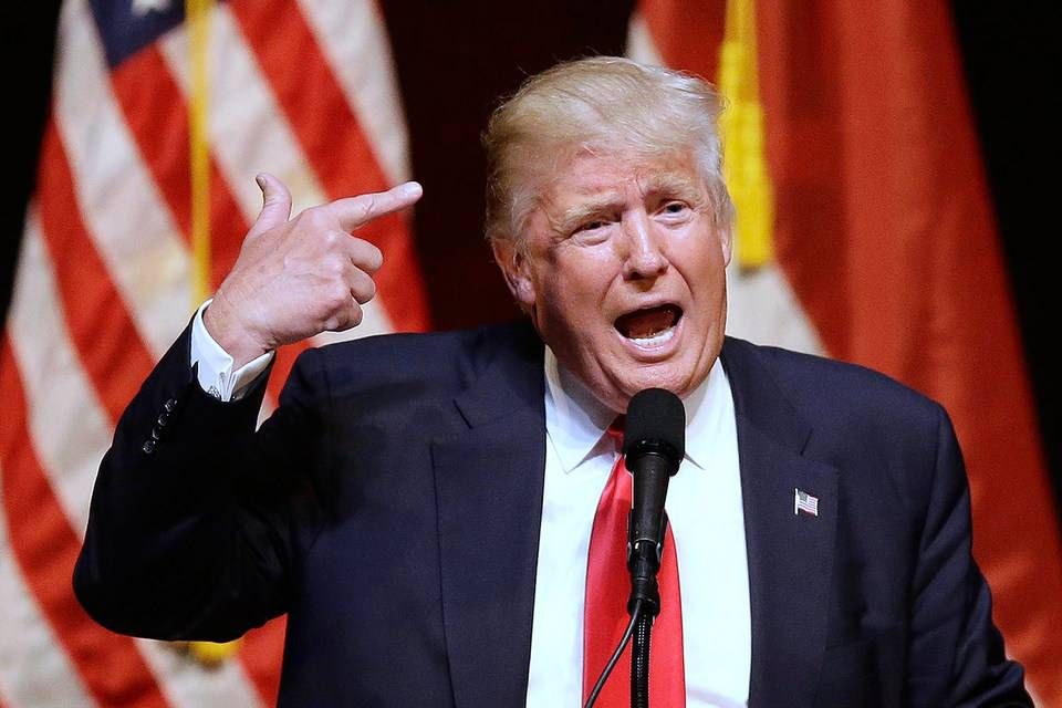 Прямо во время пресс-конференции Трампа русские «Герани» начали разносить цели в Днепропетровске