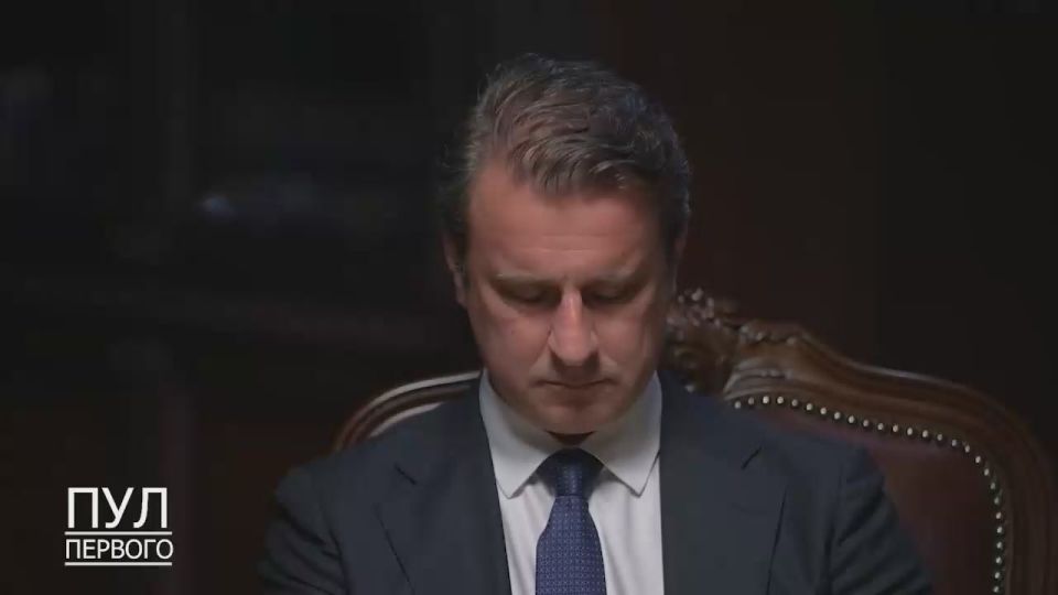 "Выводили в Россию войска с учений через Киев" — Лукашенко в интервью Time озвучил какую-то альтернативную версию СВО :