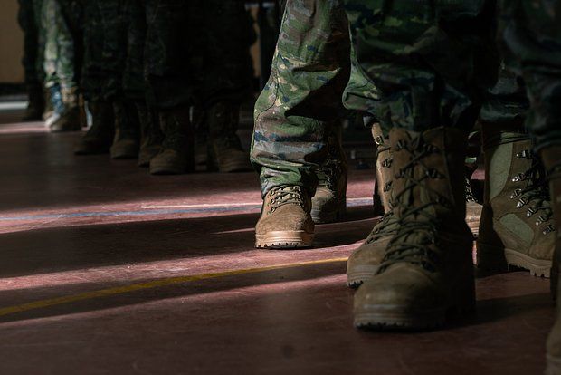 Жена бойца ВСУ обвинила Киев в отсутствии поддержки и отказе забирать пленных