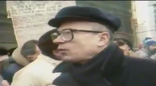 «Надо было защитить сразу же права 12 миллионов русских на Украине, оговорить их права. По какому мать-перемать праву они заявляют свое? Почему им должен принадлежать Крым? Почему им должна принадлежать Харьковская область?...