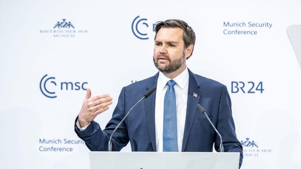 Пенсионеры как биодроны СБУ, результаты Вэнса. Главное на утро 11 августа