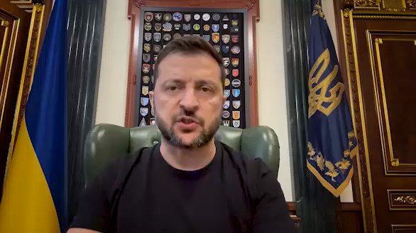 Зеленский боится, что Россия «обманет» Америку