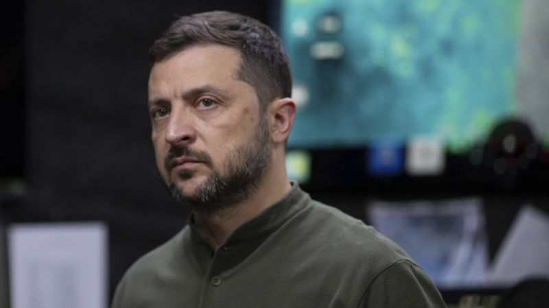 Юрий Баранчик: Поражает упорство, с которым антиТрамповские СМИ проталкивают Зеленского на встречу президентов России и США на Аляске