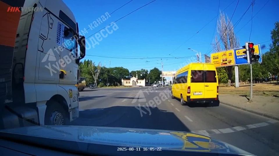 Новые квесты на Украине: "Побег из бусика на ходу" и попробуй сбежать от упаковки