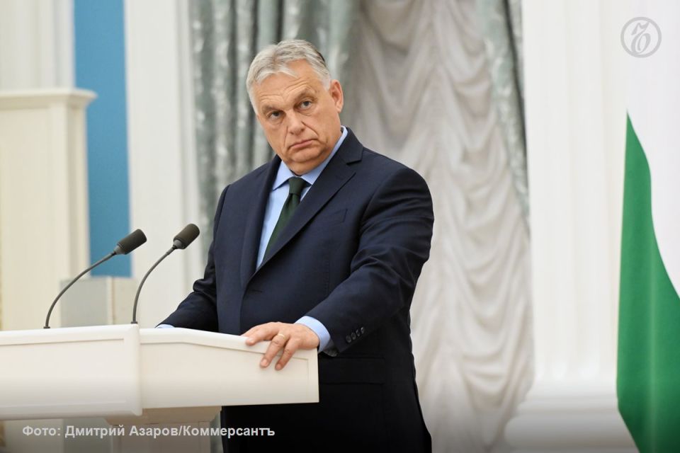 Премьер-министр Венгрии Виктор Орбан отказался присоединяться к заявлению лидеров ЕС по украинскому урегулированию, следует из примечания, опубликованного на сайте Европейского совета