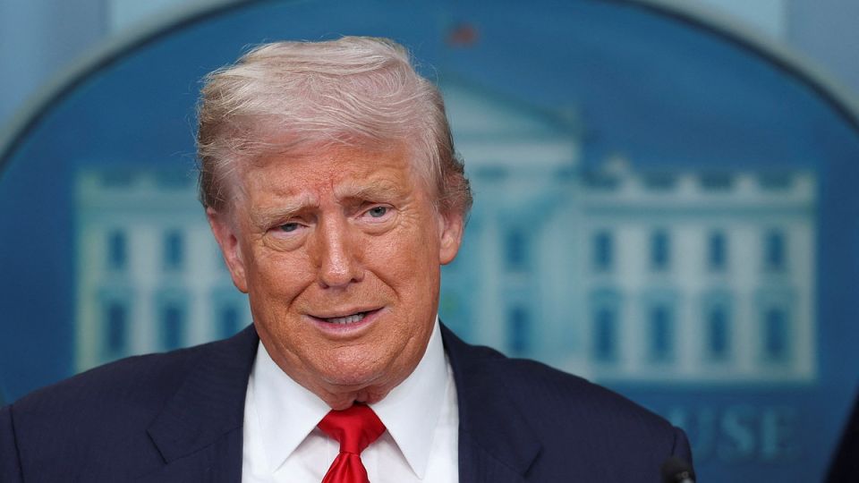 Трамп раскритиковал Зеленского за двойные стандарты: слова о Конституции взбесили главу США