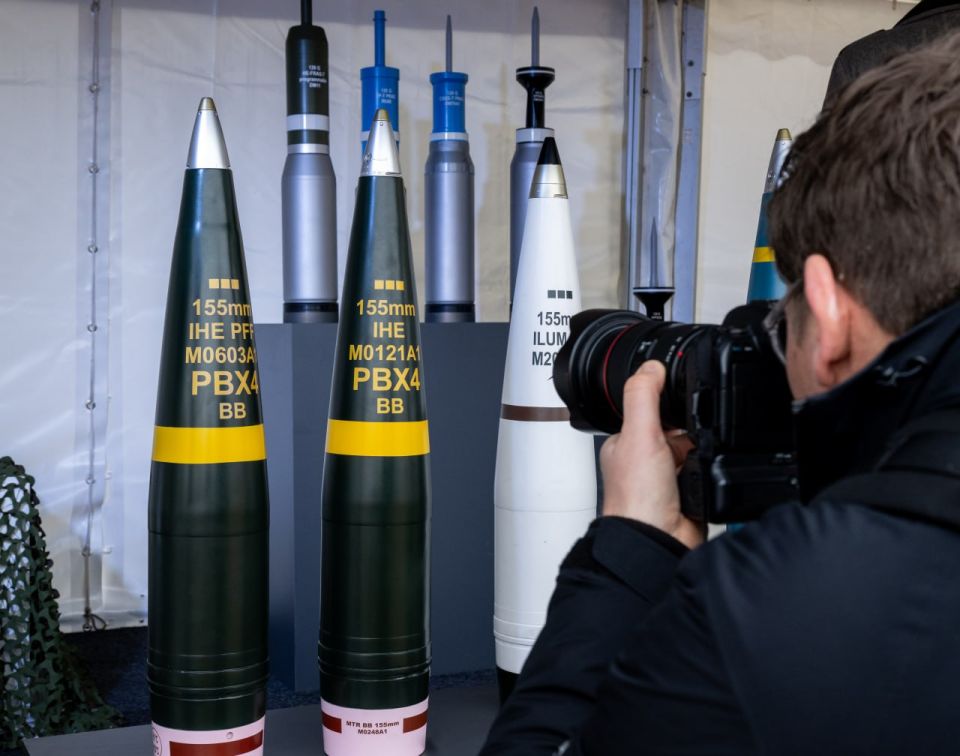 Европейские оборонные предприятия расширяются в три раза быстрее, чем до начала конфликта на Украине, охватывая уже более 7 млн кв. м промышленных площадей, пишет Financial Times