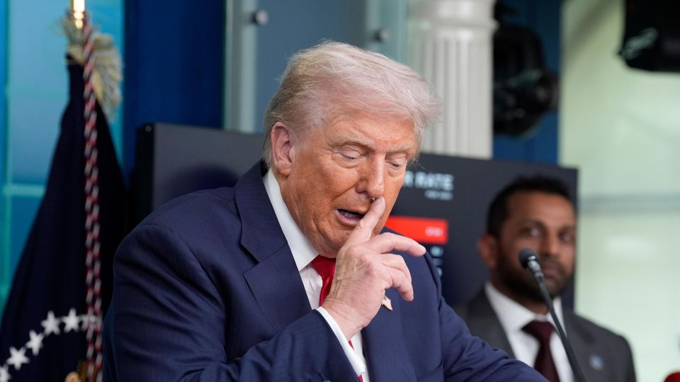 Трамп ставит ультиматум: саммит Путин-Зеленский должен состояться сразу после аляскинских переговоров