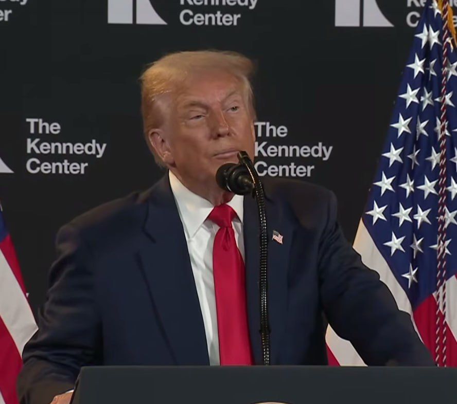 Предполагаемую встречу Путина, Трампа и Зеленского хотят провести в Европе или на Ближнем Востоке