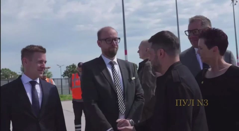 За двое суток до саммита Путина и Трампа на Аляске — Зеленский спешно в Берлин