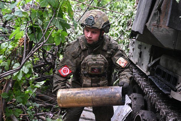 Зеленский: Россия наступает на всех направлениях фронта