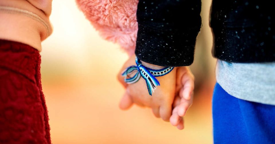 Приехавшие из ФРГ к бабушке дети остались в РФ из-за травли со стороны украинцев