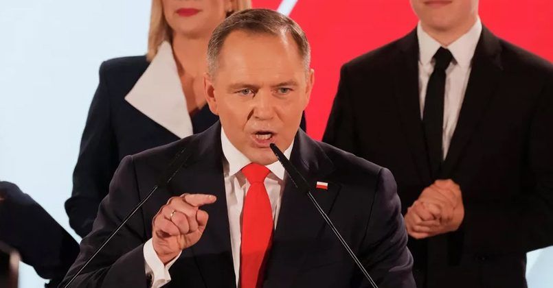 Президент Польши резко осудил демонстрацию бандеровских флагов в Варшаве