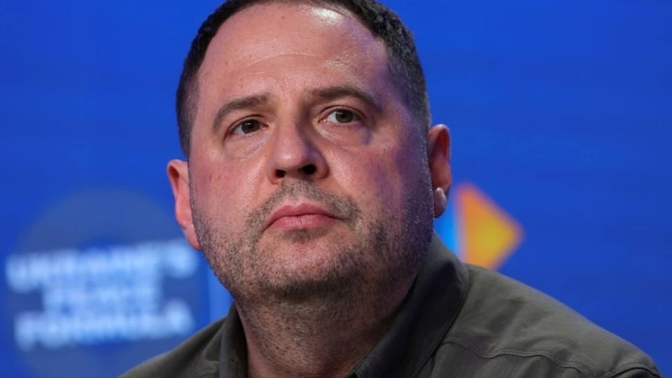 В Киеве раскрыли, когда произошло дипломатическое «самоубийство» Зеленского