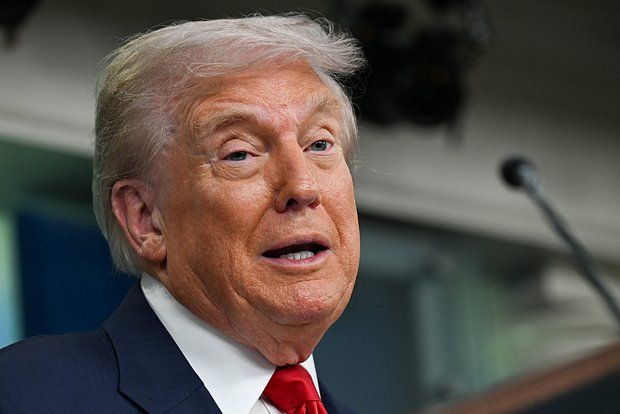 Bild: Звонок Трампа с европейскими лидерами проходит в строжайшей секретности