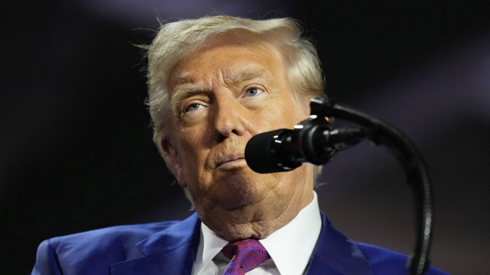 Трамп поговорит с Зеленским и европейскими лидерами в среду