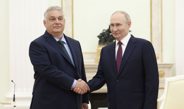 Сменить власть: в Брюсселе свои планы на Венгрию