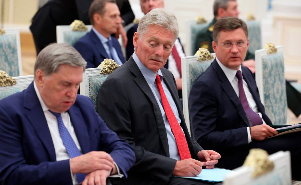 Путин похвалил Трампа. Владимир Путин похвалил администрацию Дональда Трампа сегодня на совещании с подчиненными накануне саммита в Аляске