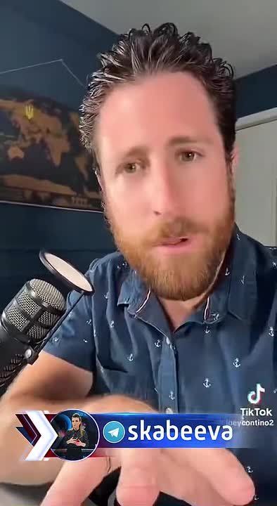 Заукраинцы возбуждены. Призывают покупать желто-синие тряпки, чтобы показать Путину, что ему не рады в США