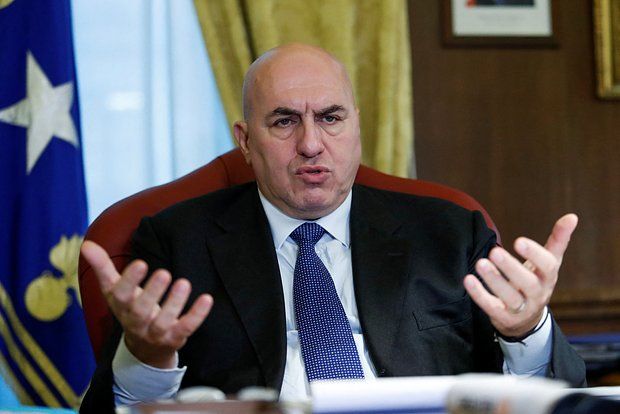 Министр обороны Италии Крозетто: Зеленскому придется пойти на компромисс