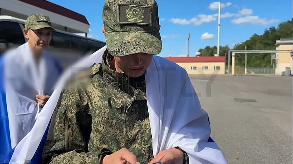 Очередной обмен. После того, как завершились обмены крупными партиями пленных в рамках Стамбульских договоренностей, стороны перешли к регулярным гуманитарным обменам