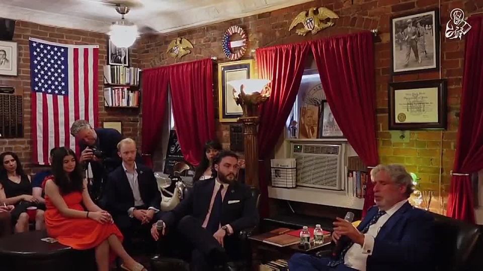 Создание ПЦУ и гонения УПЦ инициированы властями США, — американский адвокат УПЦ Роберт Амстердам