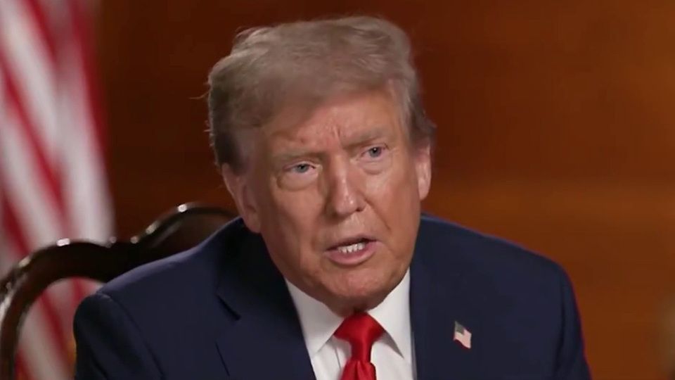 Дональд Трамп посоветовал Зеленскому заключить сделку с Россией