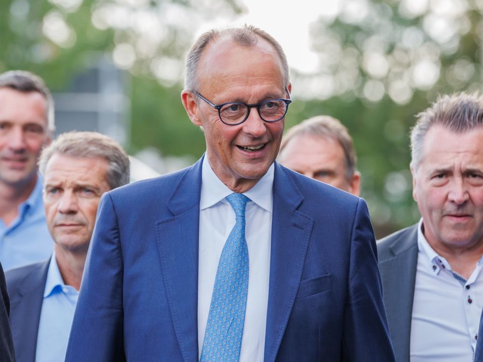 Канцлер ФРГ собирается на встречу Зеленского и Трампа