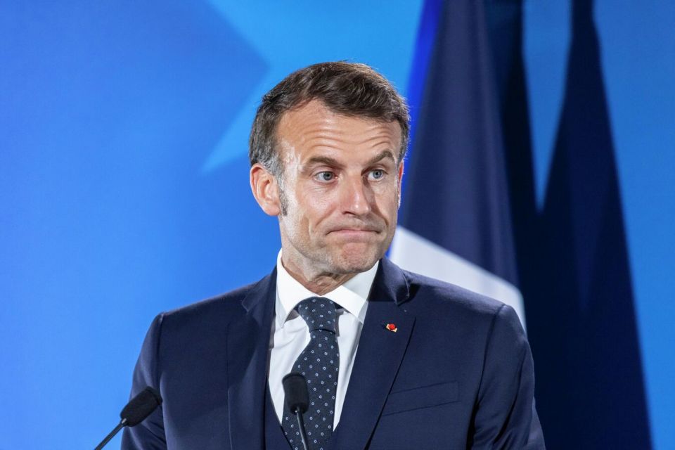 Макрон допустил признание Киевом утраты некоторых территорий