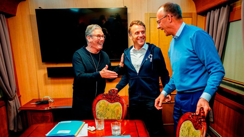 Bild: Мерц, Макрон и Стармер решат, поедут ли на встречу Трампа с Зеленским