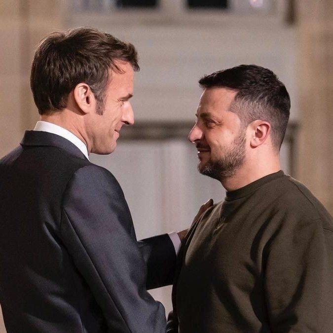 Макрон 18 августа поедет в Вашингтон на переговоры Трампа с Зеленским и европейскими лидерами, подтверждают французские СМИ со ссылкой на Елисейский дворец